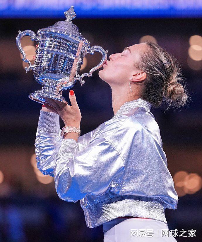 开云体育官网-郑钦文排名再降！男女单TOP100中国球员仅三人