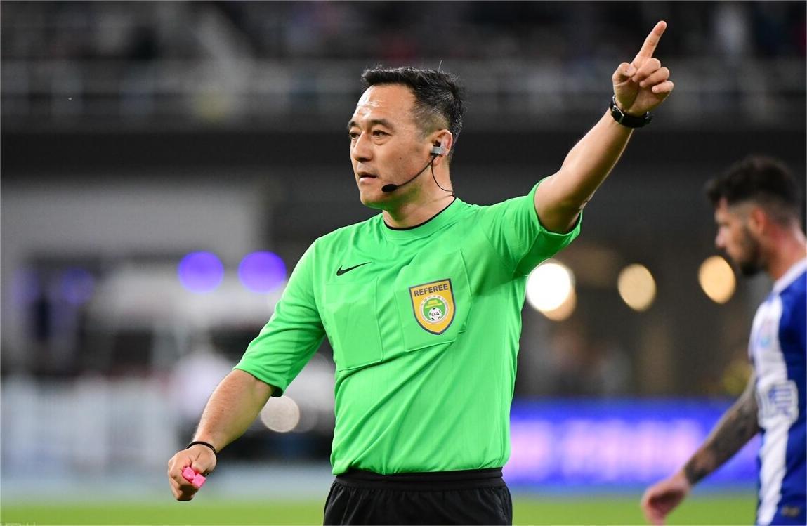 陈金栋首秀!麦麦提江主哨鲁申,甘树然执法京豫,刘威吹首尾对话