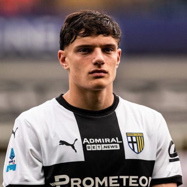 开云登录入口地址-斯洛特：新中卫莱奥尼已经成交 格伊的事别问我