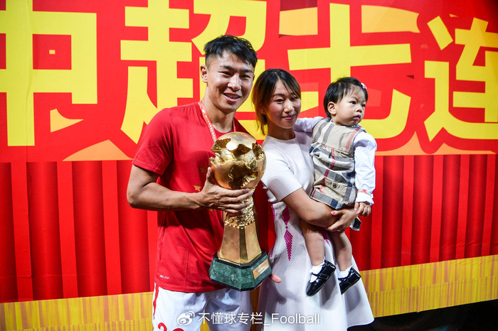 开云登录入口地址-于汉超：超越的意义丨不懂球夜话|上海申花|中超联赛|上海申花足球俱乐部|广州队|广州恒大_新浪体育_新浪新闻