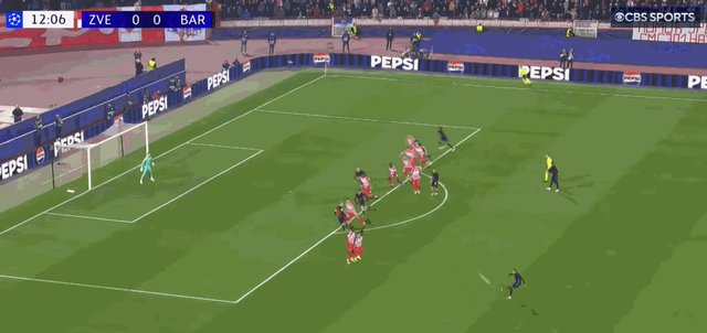 开云体育官网-【欧冠】巴萨5比2客胜红星，孔德助攻戴帽，莱万两球