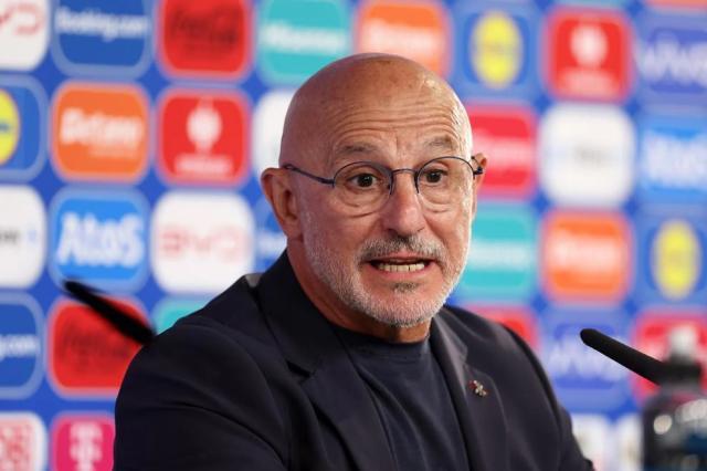 开云登录入口地址-西主帅：我们有机会夺冠 梅里诺：不知道自己进球了