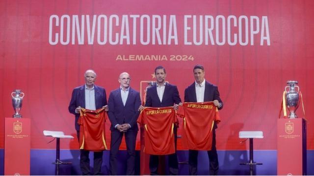 1717637797802011956.jpg 开云登录入口地址-西班牙边缘人集体闪光,状态全无莫拉塔位置不稳?