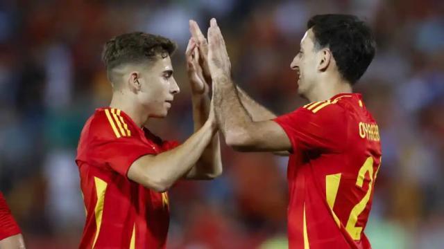 1717637856771055036.jpg 开云登录入口地址-西班牙边缘人集体闪光,状态全无莫拉塔位置不稳?