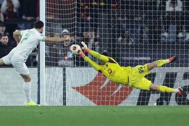 开云体育官网-穆帅签下的潜力门将，现已成为德罗西新罗马的象征