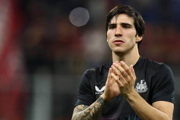 开云体育app-托纳利，当爱已成往事