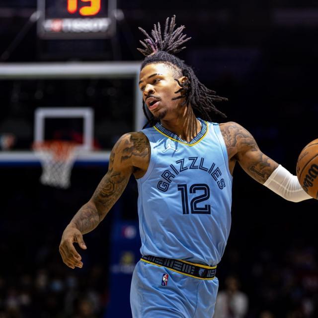 开云登录入口地址-NBA20大球星分级2B：一二阵后卫上榜 浓眉急需反弹