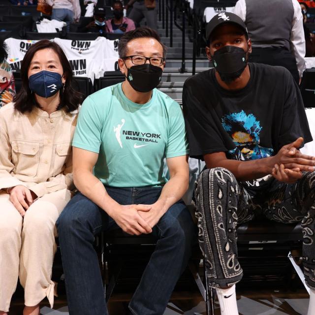 1660102523277035245.jpg 开云体育app-KD并非放弃马克斯和纳什 他是放弃了整支篮网队