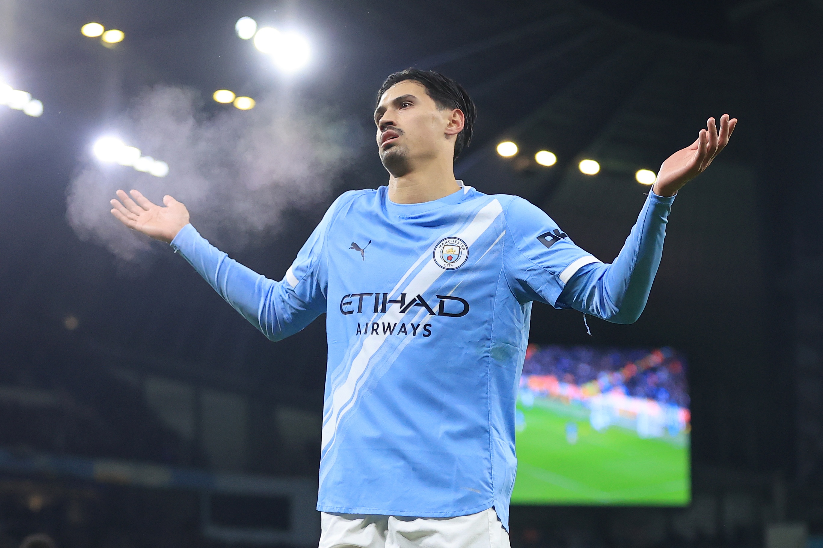 开云体育app-赖因德斯：英超身体对抗和强度始终是100%，在比赛中永远无法休息