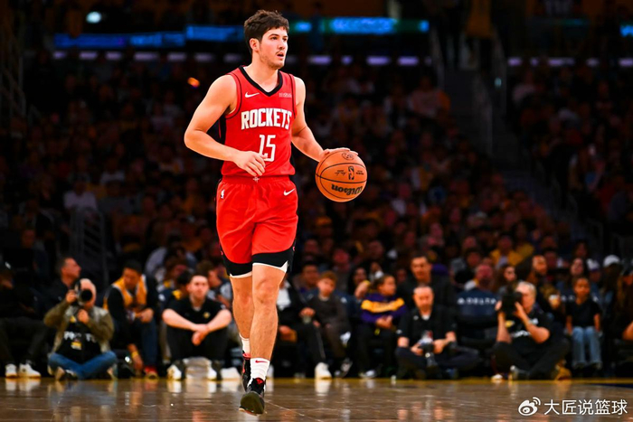开云在线开户-谢泼德征服乌度卡！轰18分携手KD拯救申京 3大理由让他值得被重用|火箭|凯文·杜兰特|艾米-乌度卡|休斯敦火箭队|费城76人队_新浪体育_新浪新闻