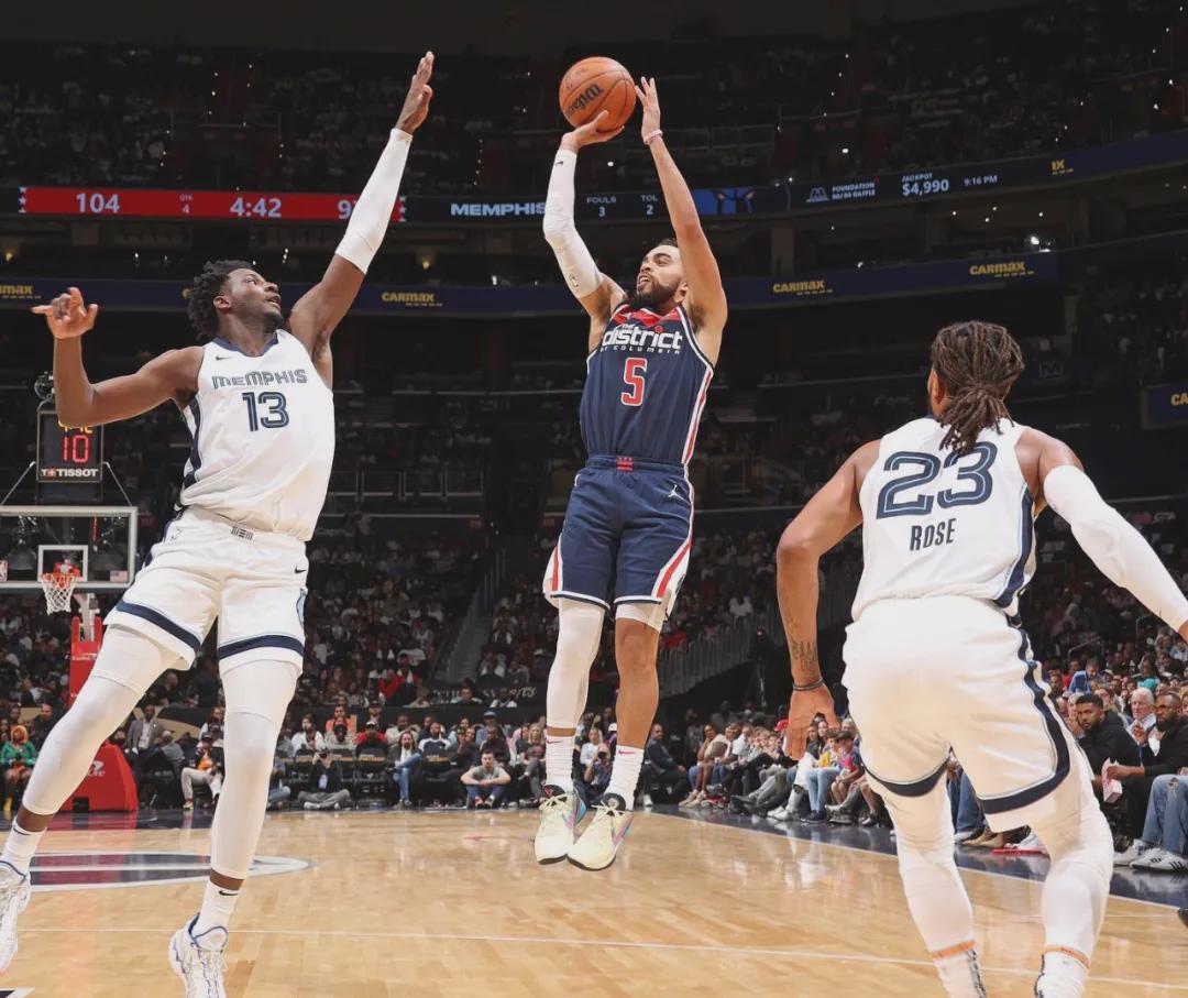 开云体育官网-正式签约！联手约基奇！直接改变西部格局