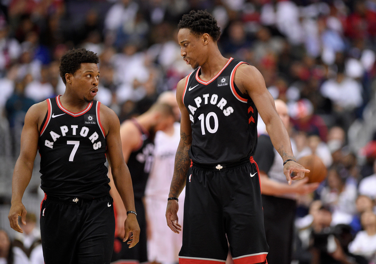 开云登录入口地址-连续50胜赛季！马刺一骑绝尘 宇宙勇第10 经典二人组三巨头齐上榜