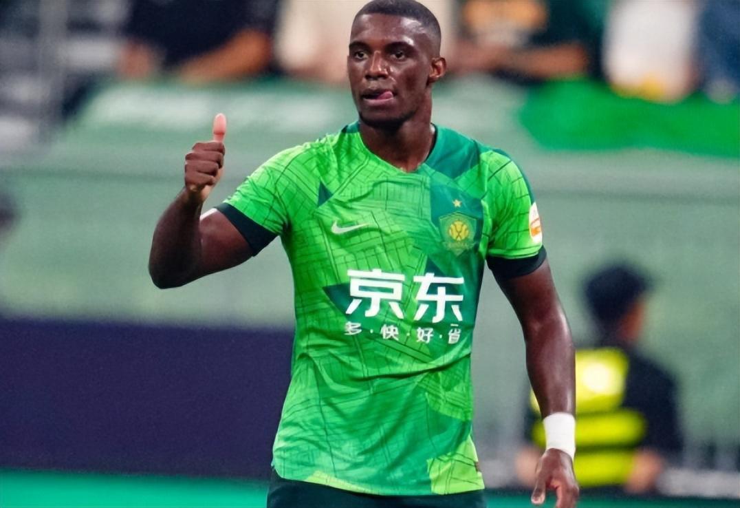 开云在线开户-国安队想跟这位中卫解约，球员经纪人为何却一言不发，引发热议