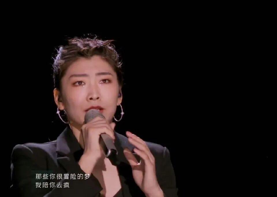 开云体育app-从烧烤摊到奥运之巅，这位“浪姐”杀疯了