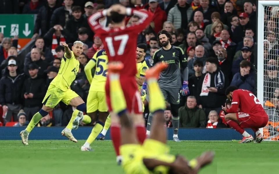 开云体育官网-1-1！利物浦想不想赢不好说 但逼到悬崖边的热刺肯定不想输