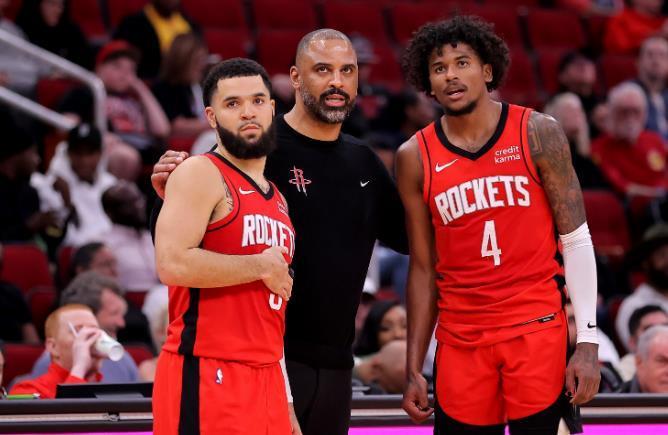 开云登录入口地址-7人得分上双，火箭队大逆转！战术转型成功？乌度卡梦回上赛季